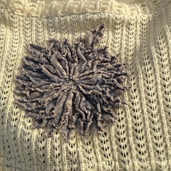 Oli & Hali Blue and Cream Blouse with Purple Floral Accent - Picture 6 of 12